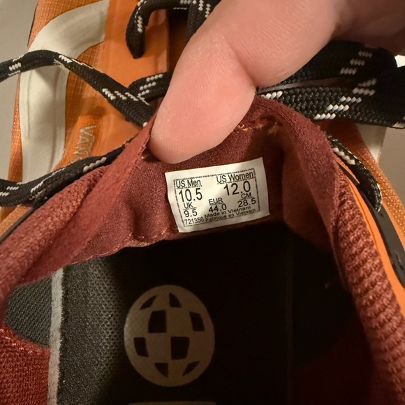 VANS MTE Crosspath VN000CVU52K Orange US Mens Size 10.5 - Picture 2 of 9